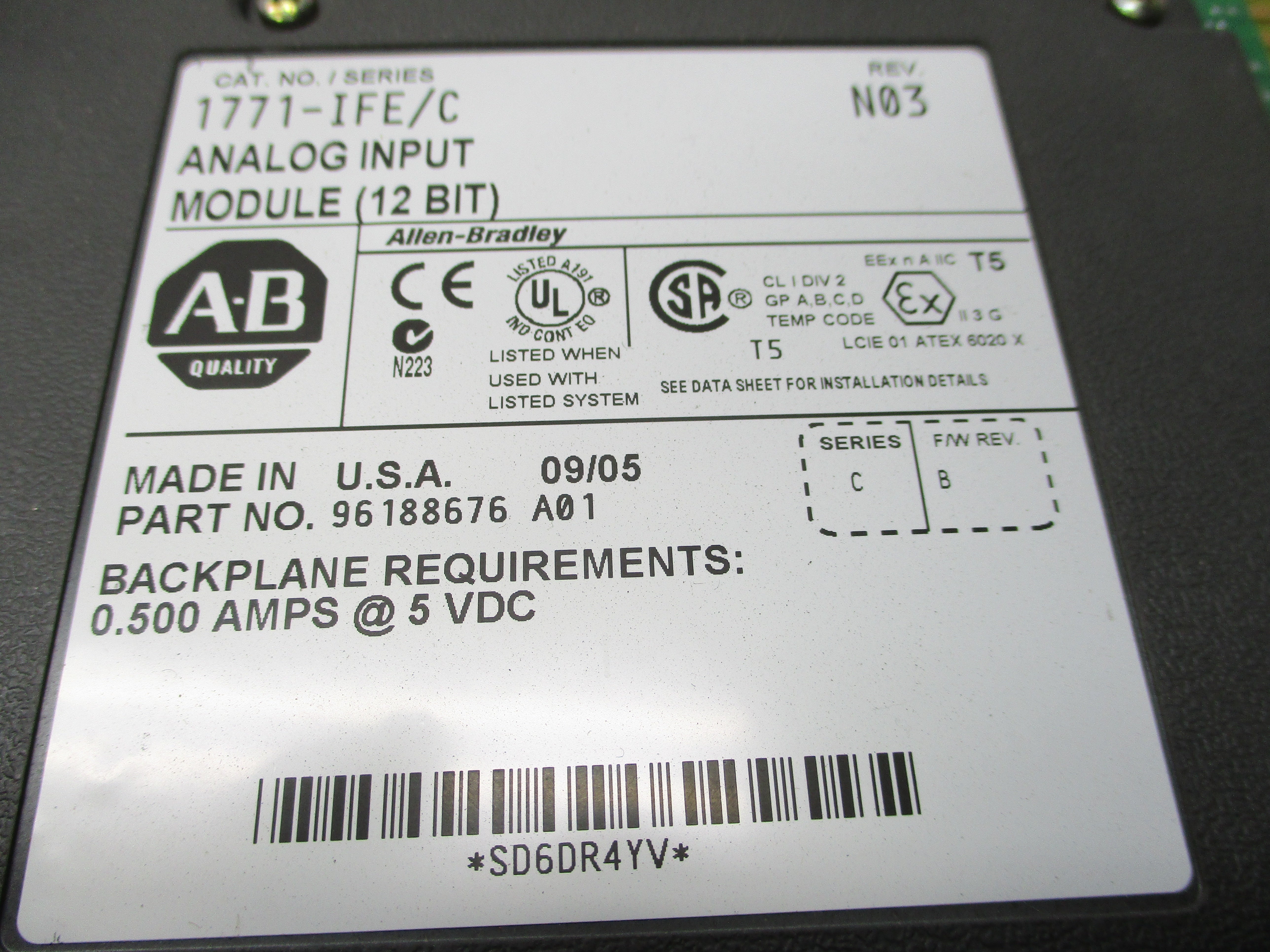 ALLEN BRADLEY 1771-IFE SER. C F/W: B UNMP