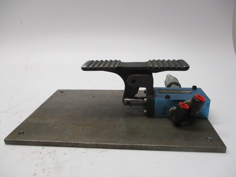 AUTOMATIC VALVE L0703BALR (AS PICTURED) UNMP