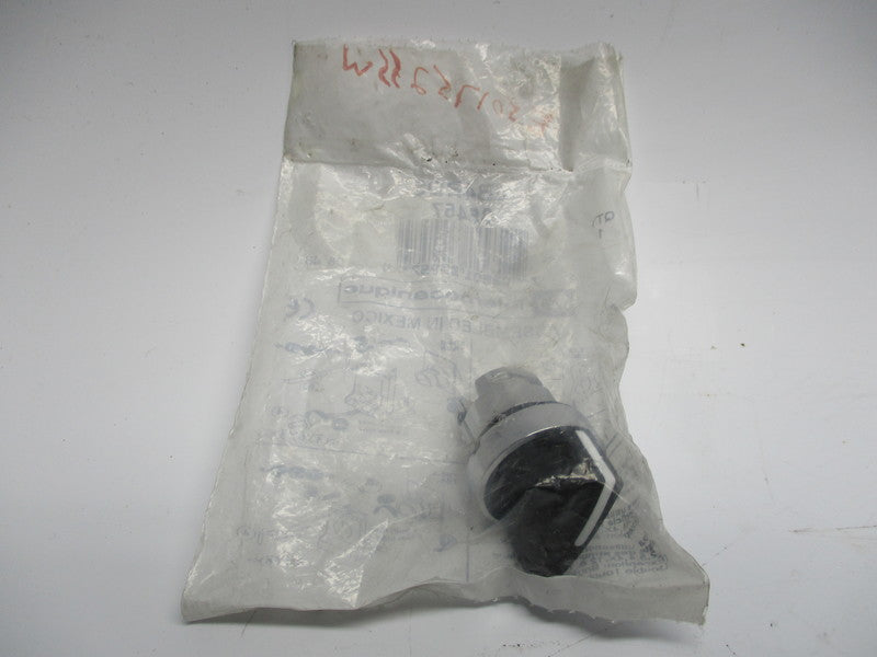 TELEMECANIQUE ZB4BD5 (35457) NSMP