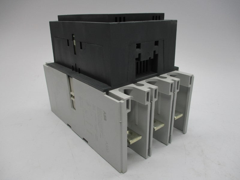 ABB 1SFL551001R8411 A300-30-11-84 110/110-120V (AS PICTURED) NSMP
