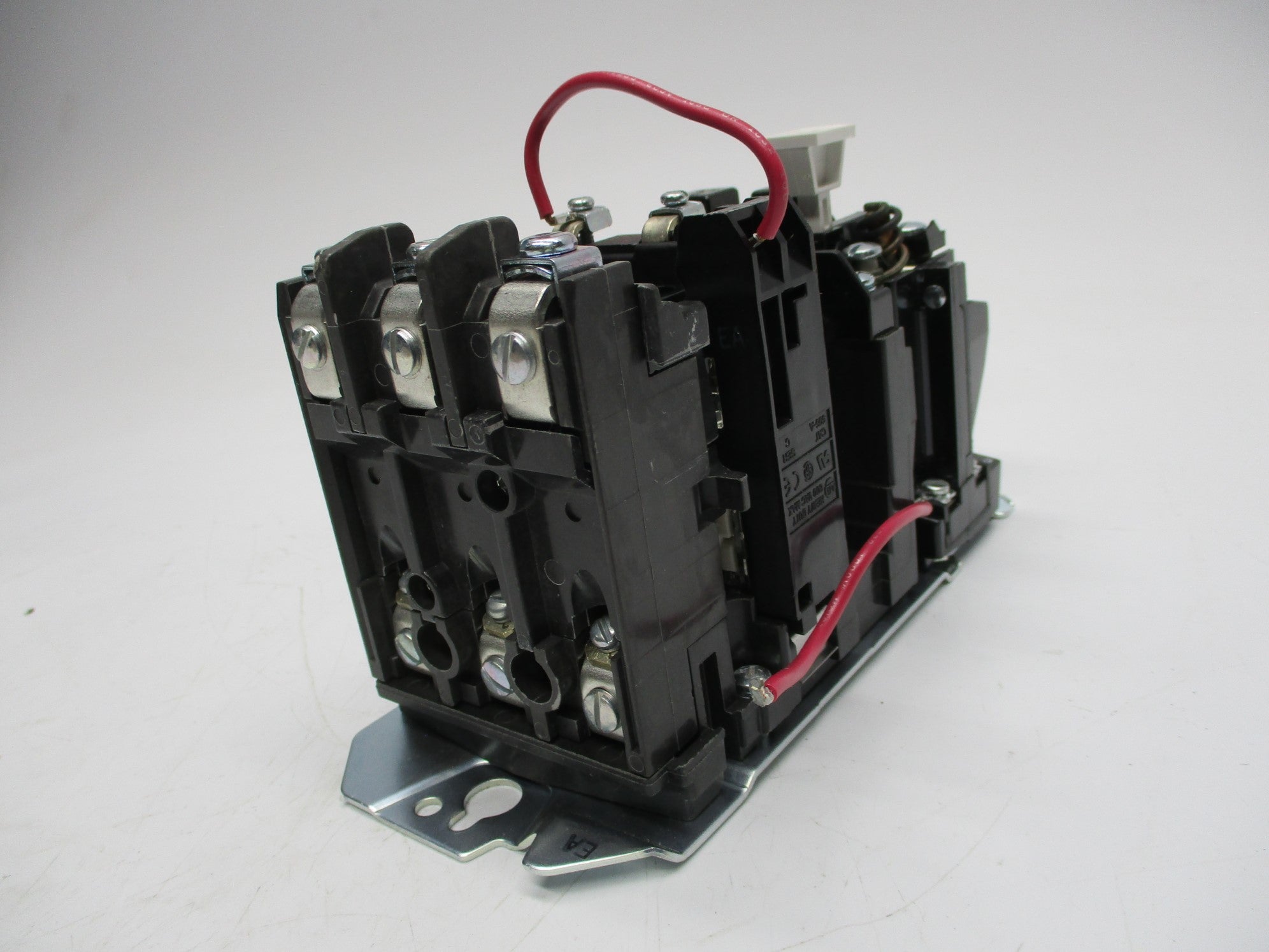 ALLEN BRADLEY 500F-BOD930 SER. C NSNP