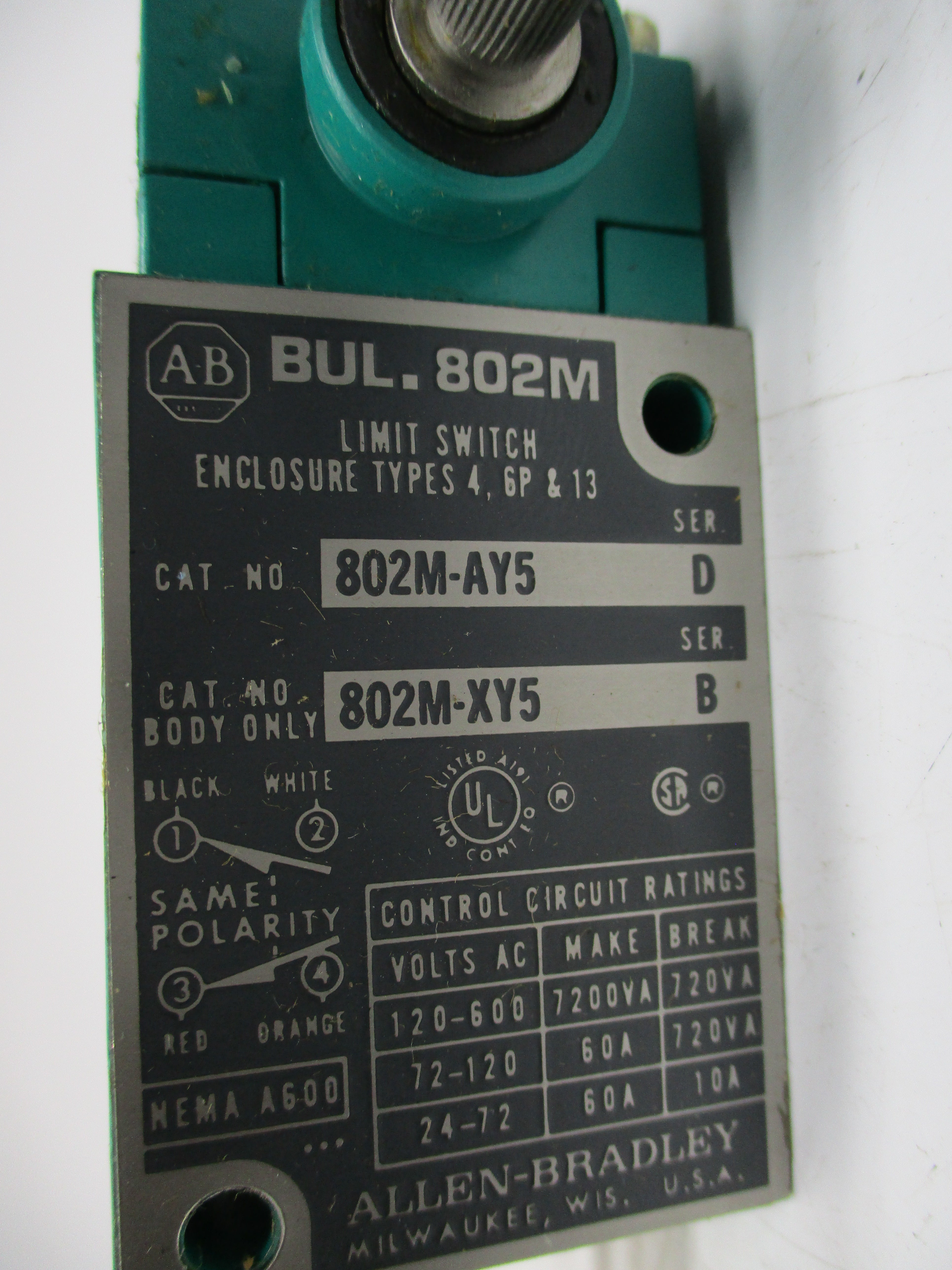 ALLEN BRADLEY 802M-AY5 SER. D NSMP
