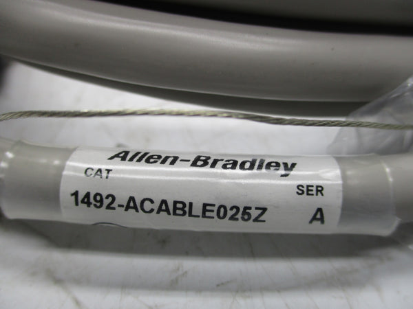 ALLEN BRADLEY 1492-ACABLE025Z SER. A (2.5M) (BR/WH) NSMP
