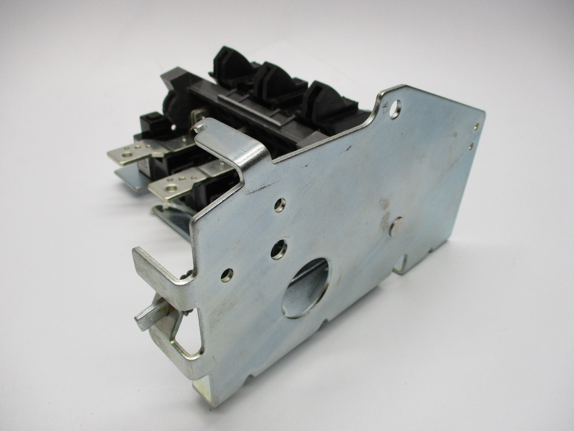 ALLEN BRADLEY 1494V-DS100 SER. D (BR/WH) NSMP