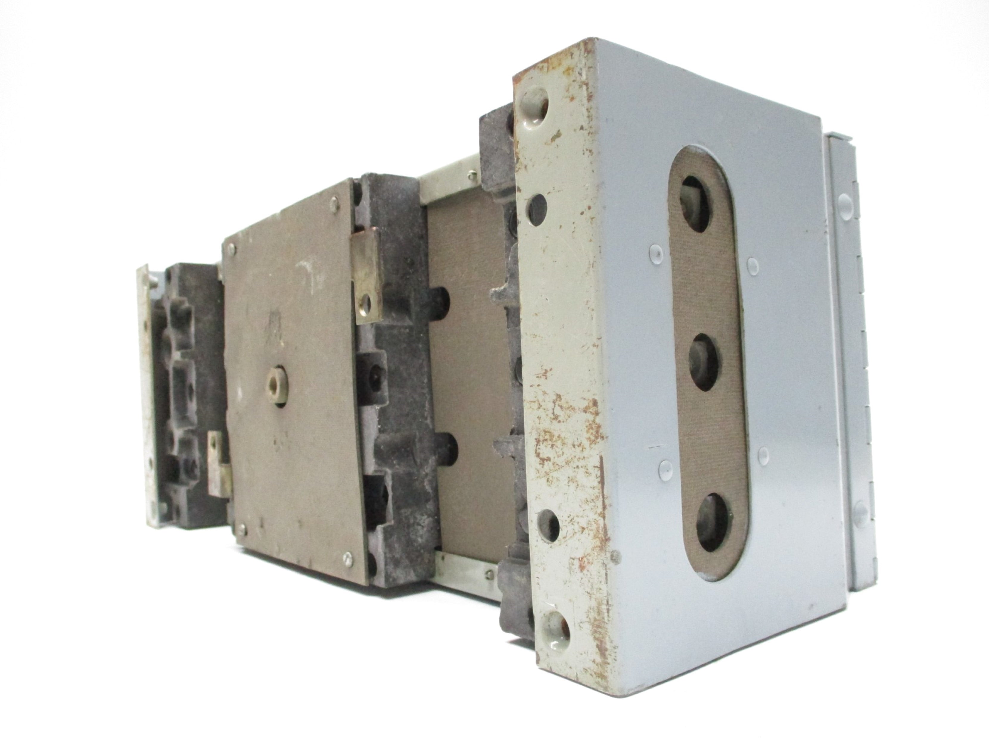ITE V7E3233 100A UNMP