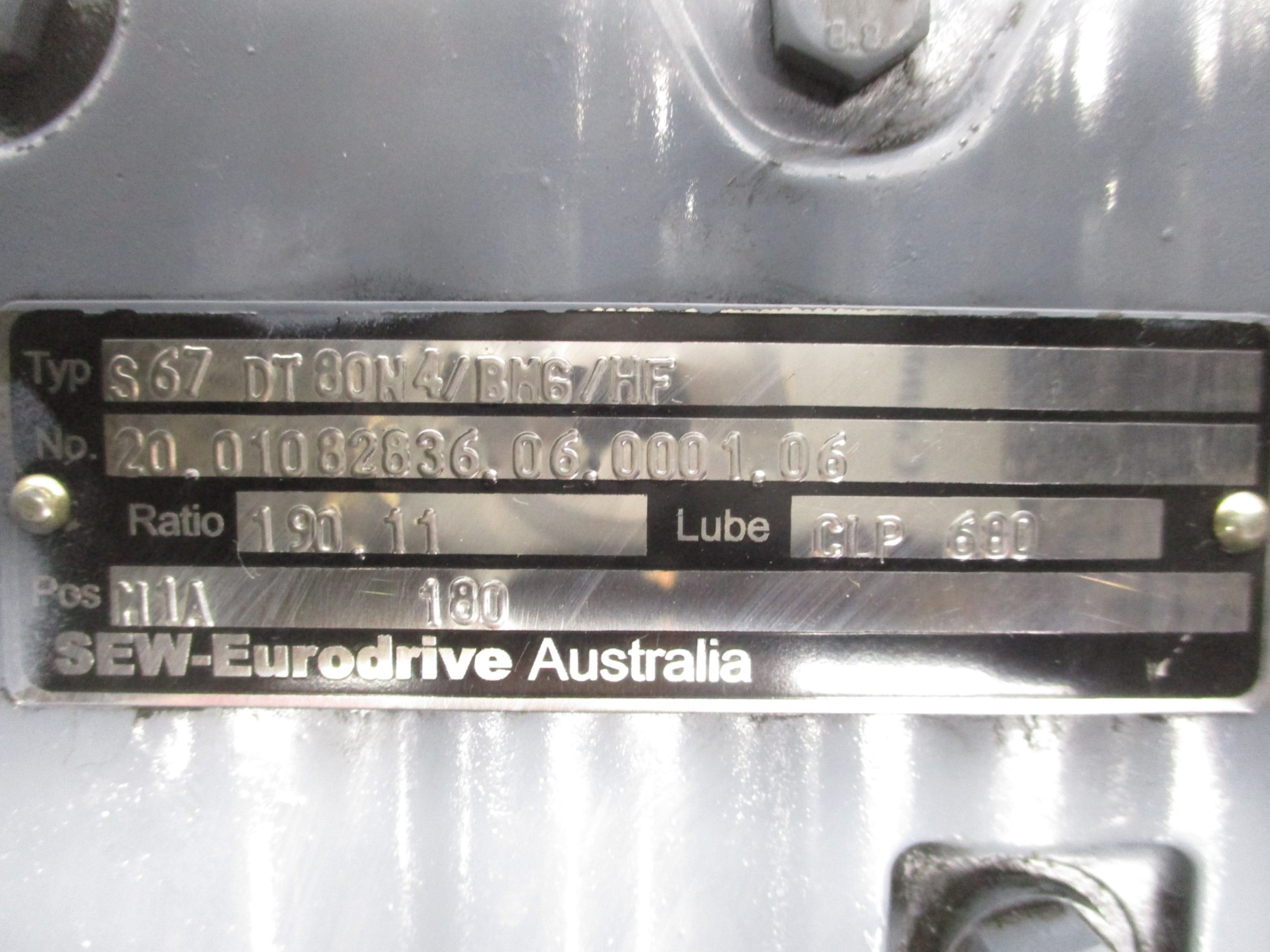 SEW EURODRIVE S67-DT80M4/BMG/HF UNMP