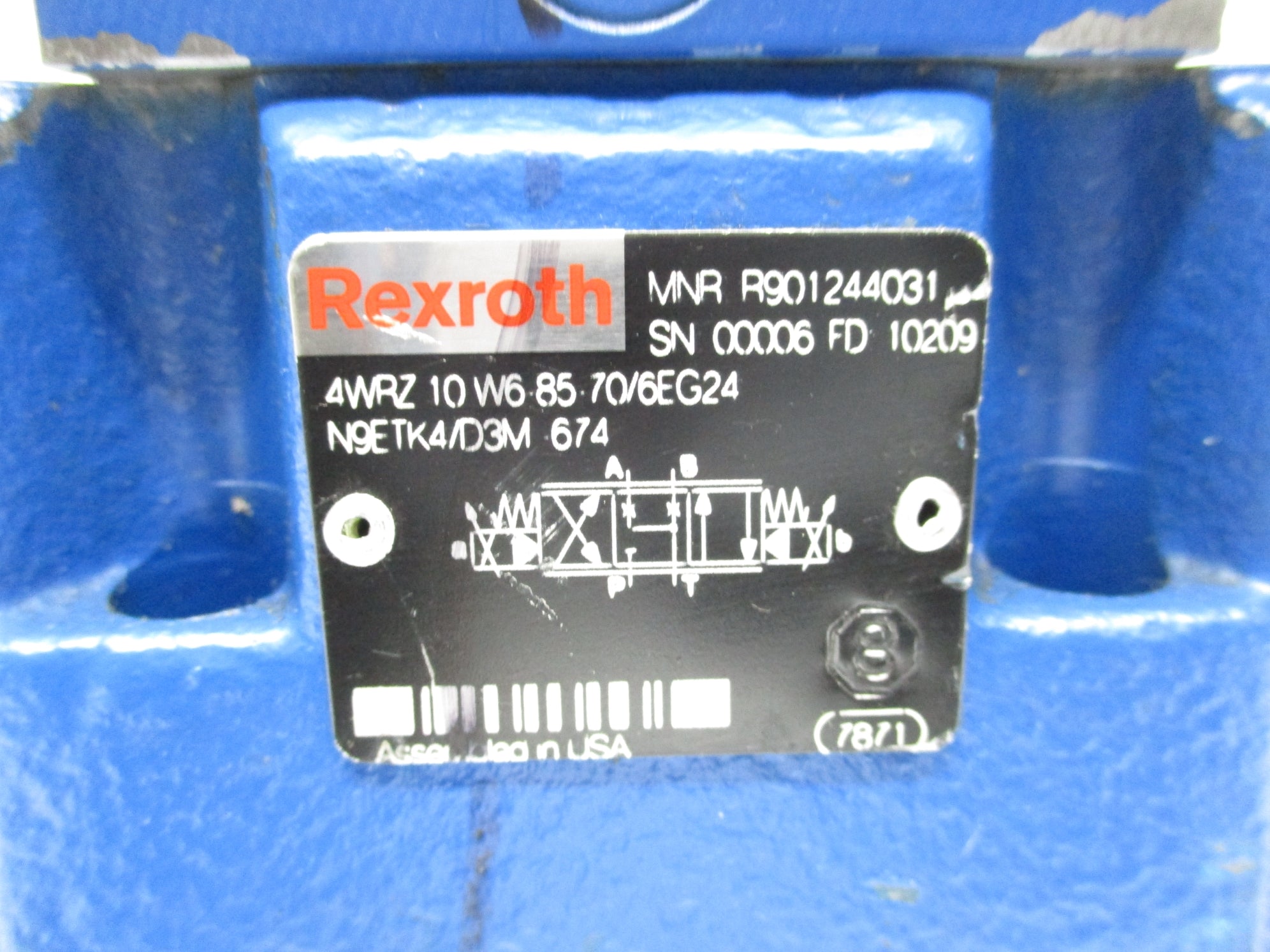 REXROTH 4WRZ-10W6-85-70/6EG24N9ETK4/D3M UNMP