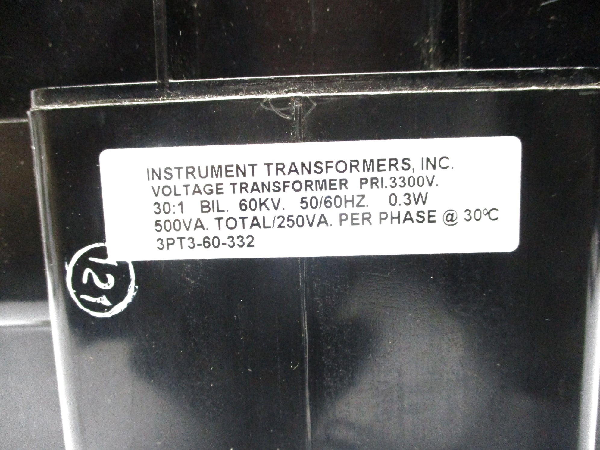 INSTRUMENT TRANSFORMER 3PT3-60-332 UNMP