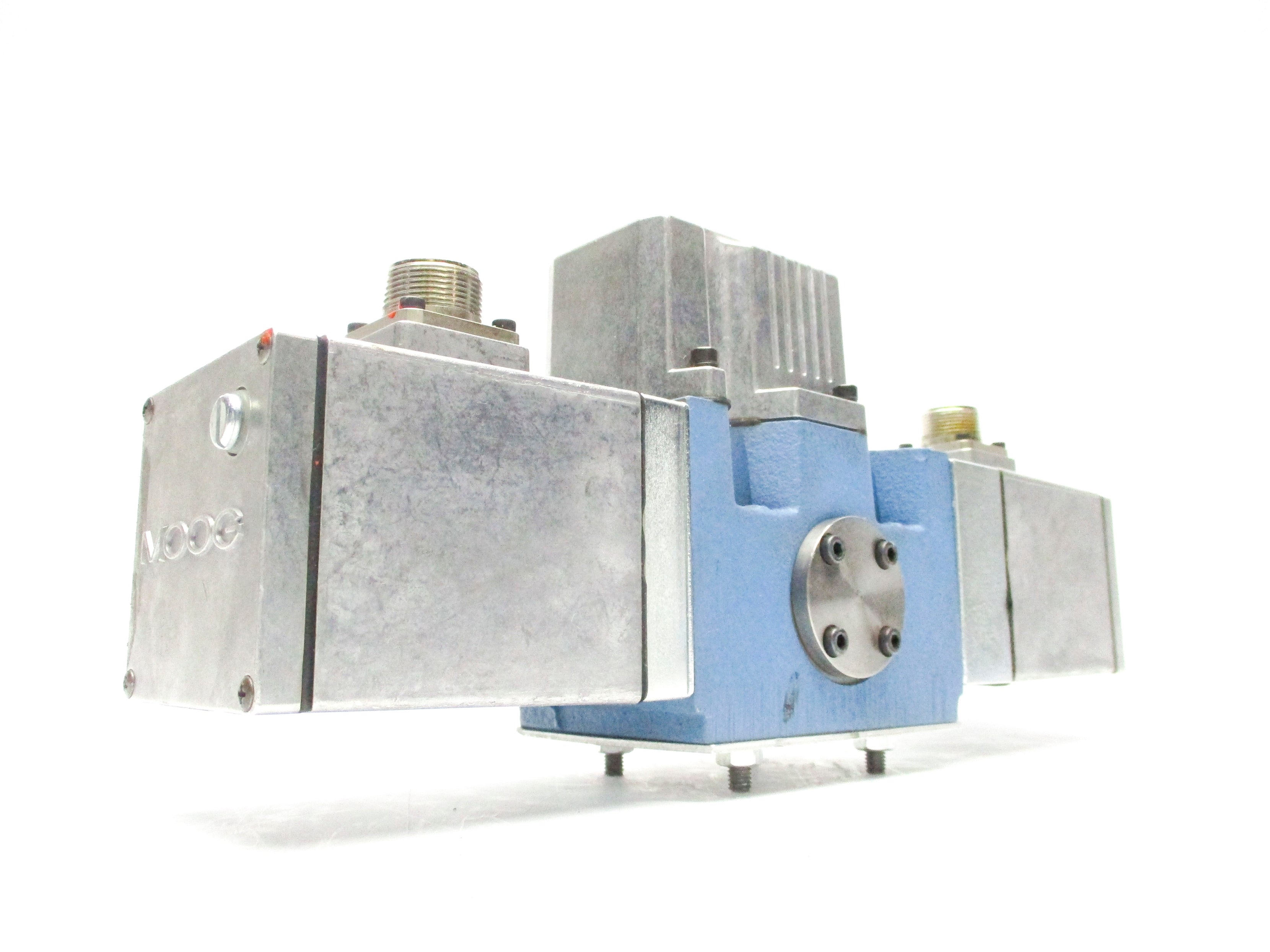 MOOG D651-235G-5 TYPE P23XXGMCN6A0X NSNP