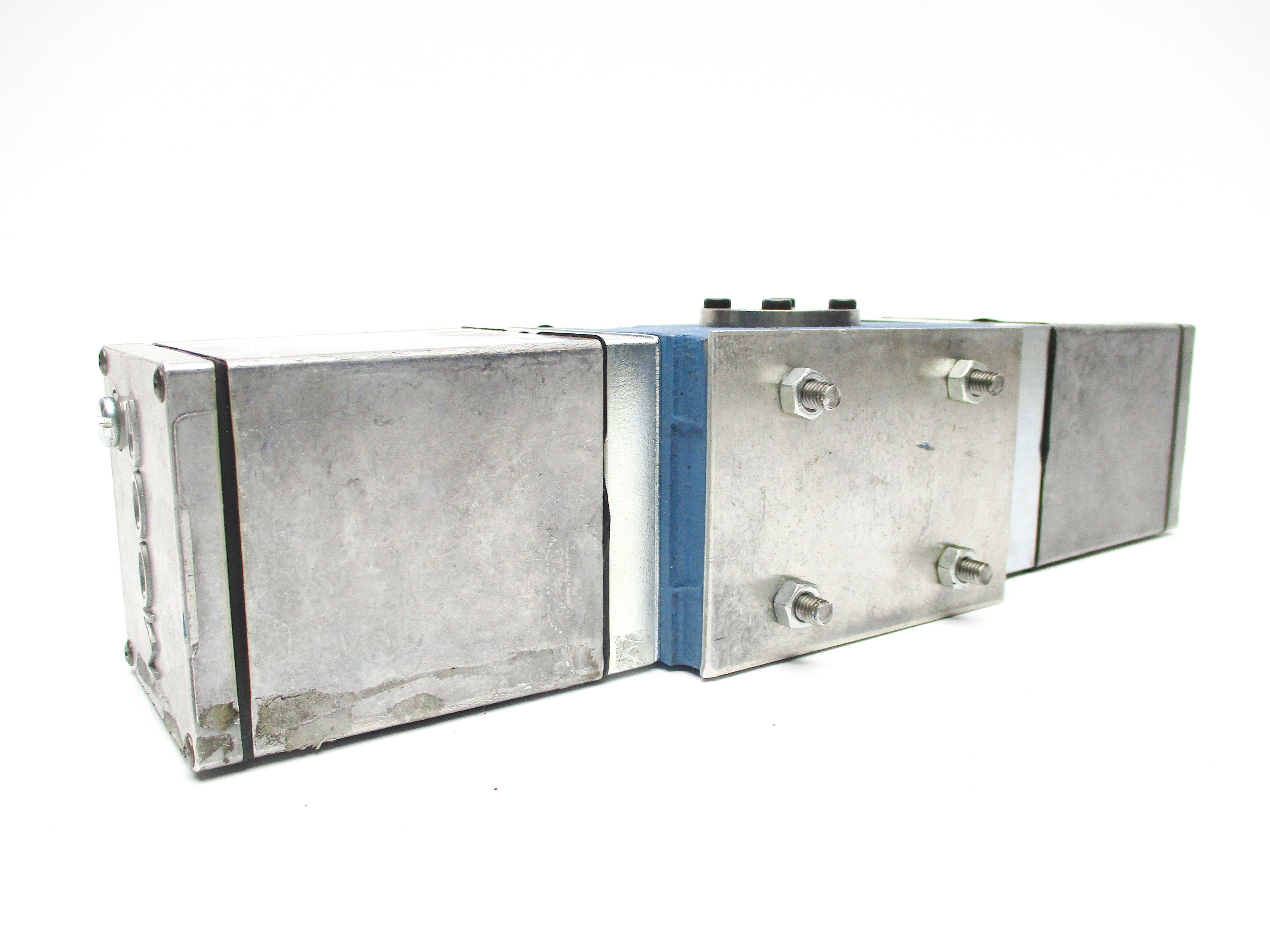 MOOG D651-235G-5 TYPE P23XXGMCN6A0X NSNP