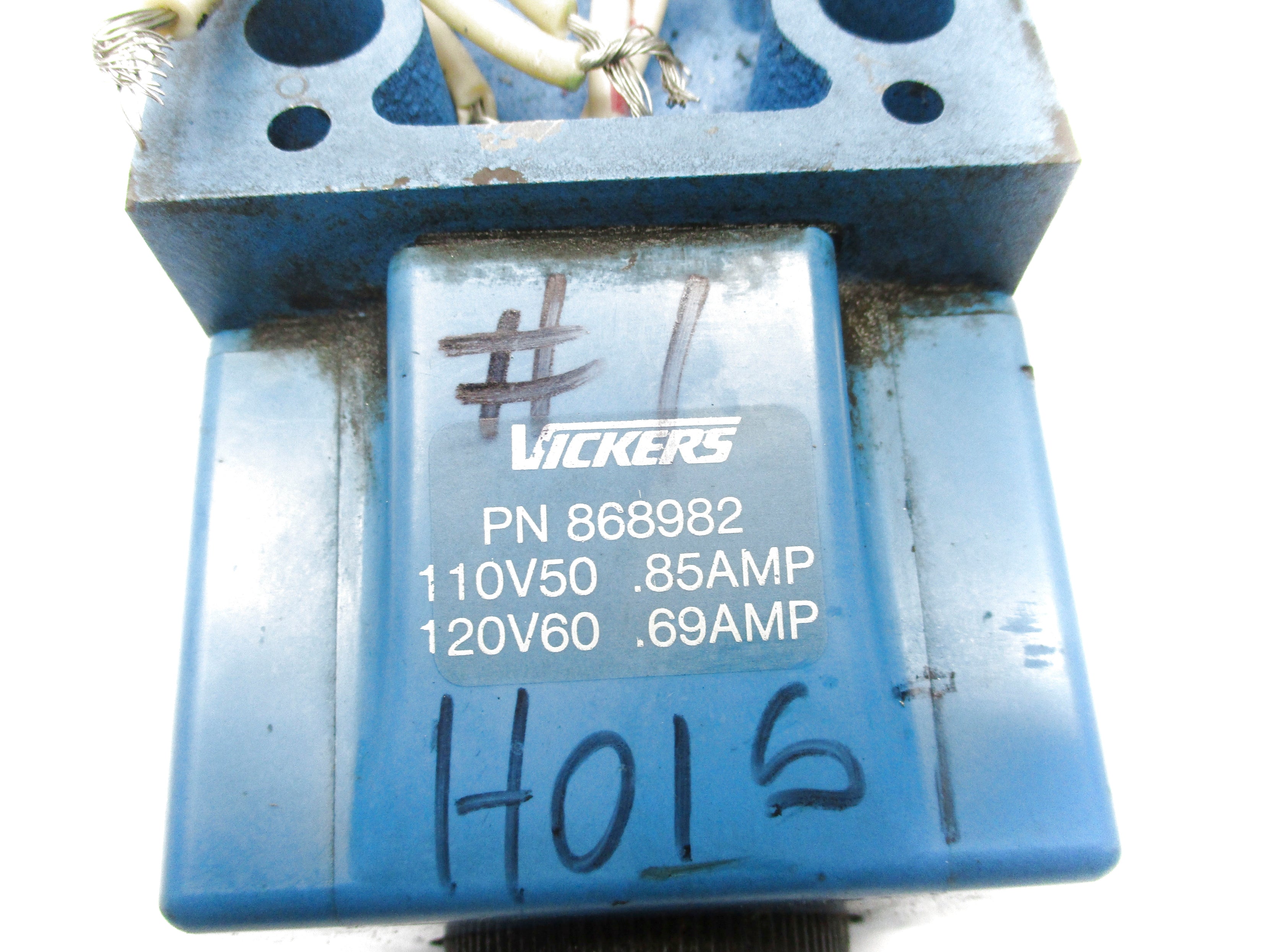 VICKERS 868982 (AS PICTURED) UNMP