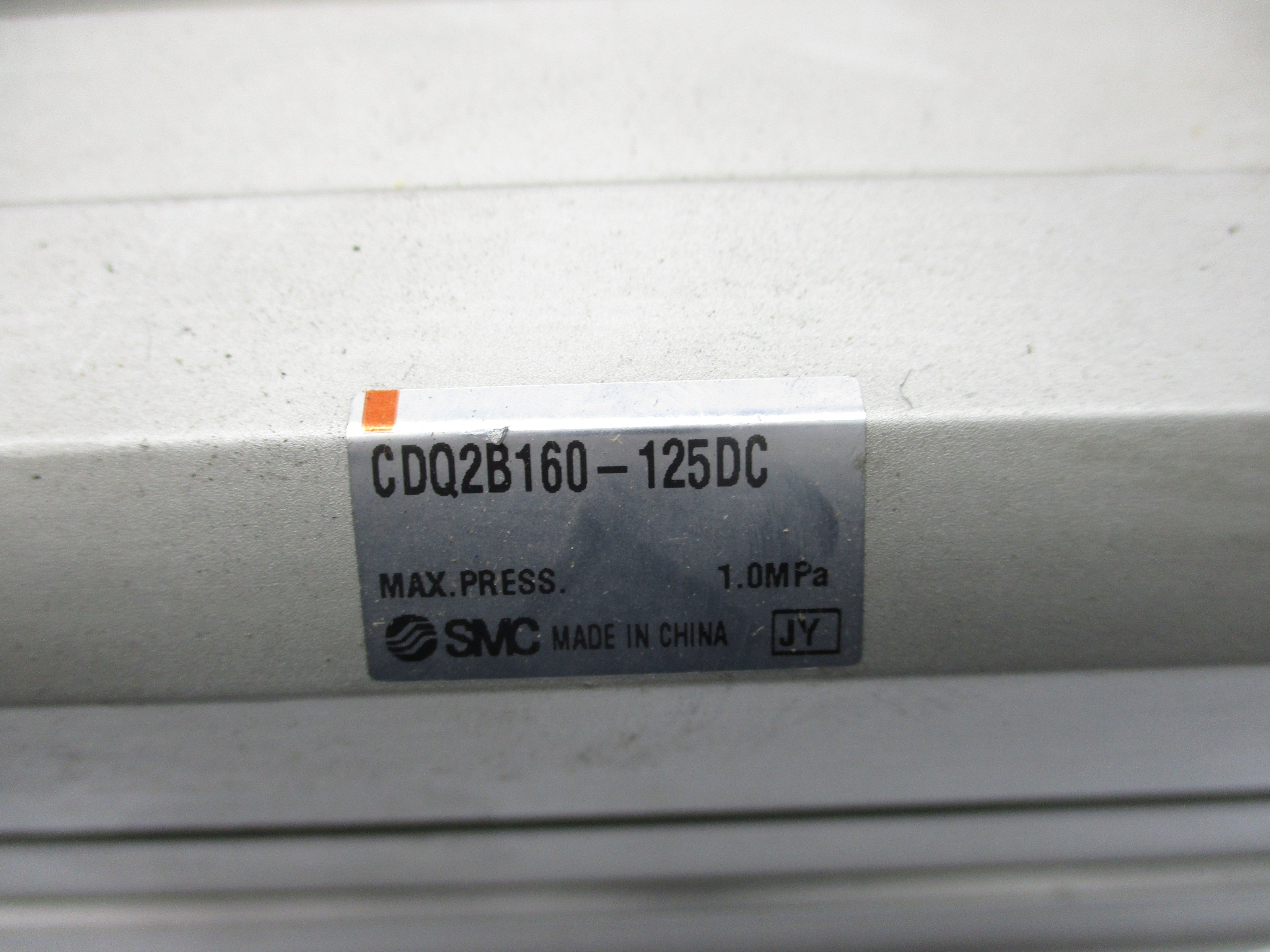 SMC CDQ2B160-125DC UNMP