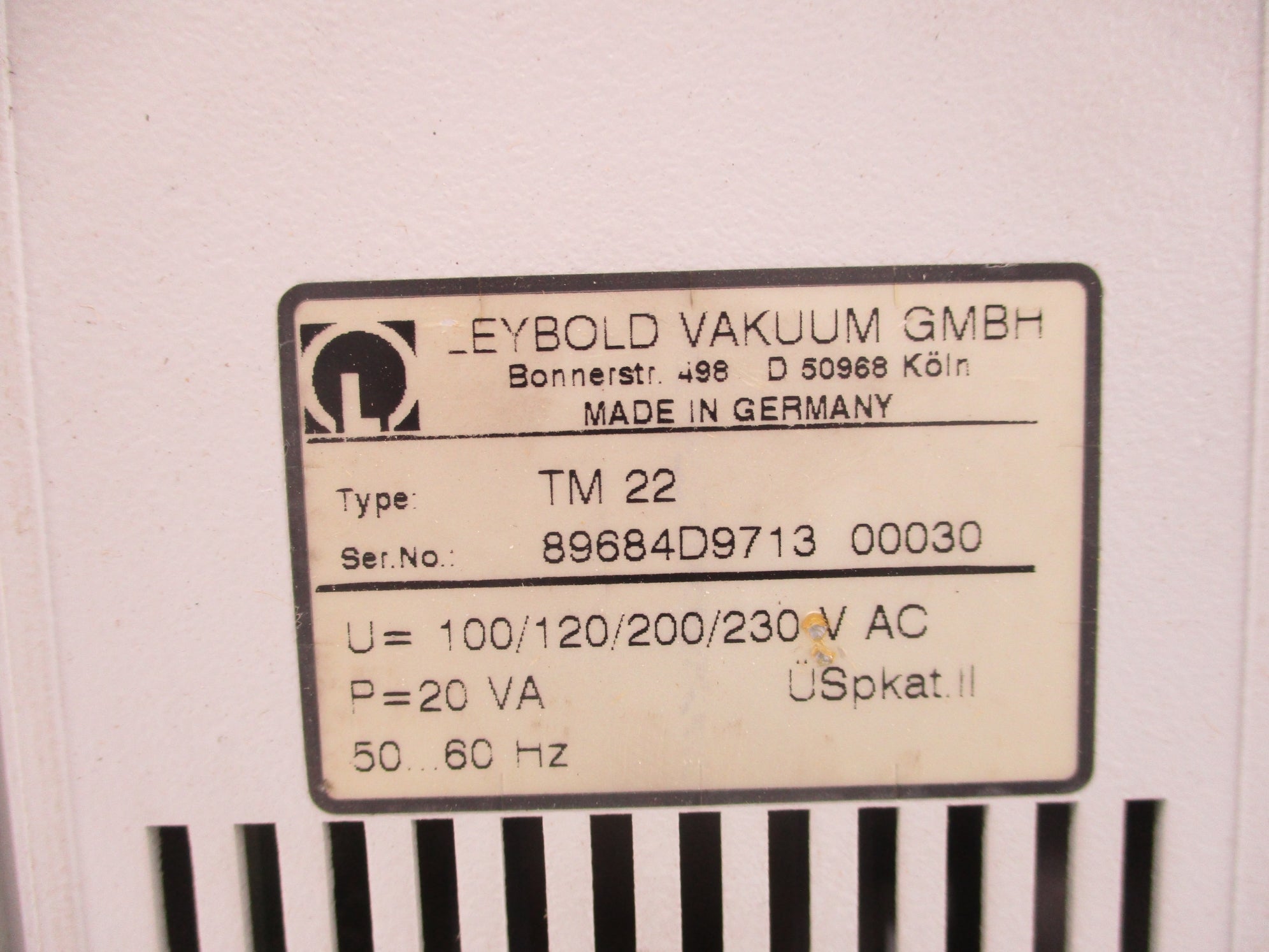 LEYBOLD VAKUUM TM22 UNMP