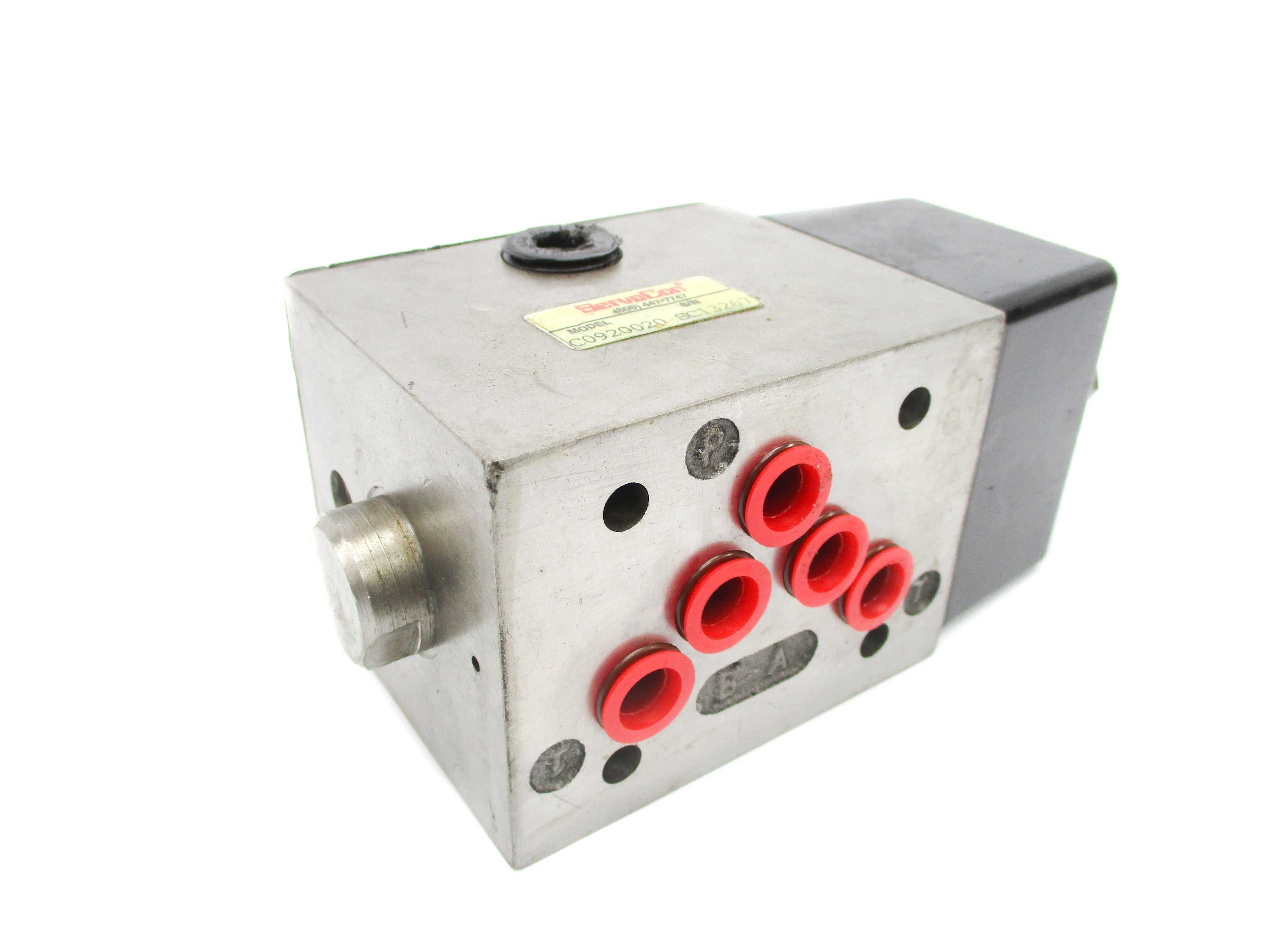 PARKER D3W4BVY14X2658 3000PSI 120V UNMP