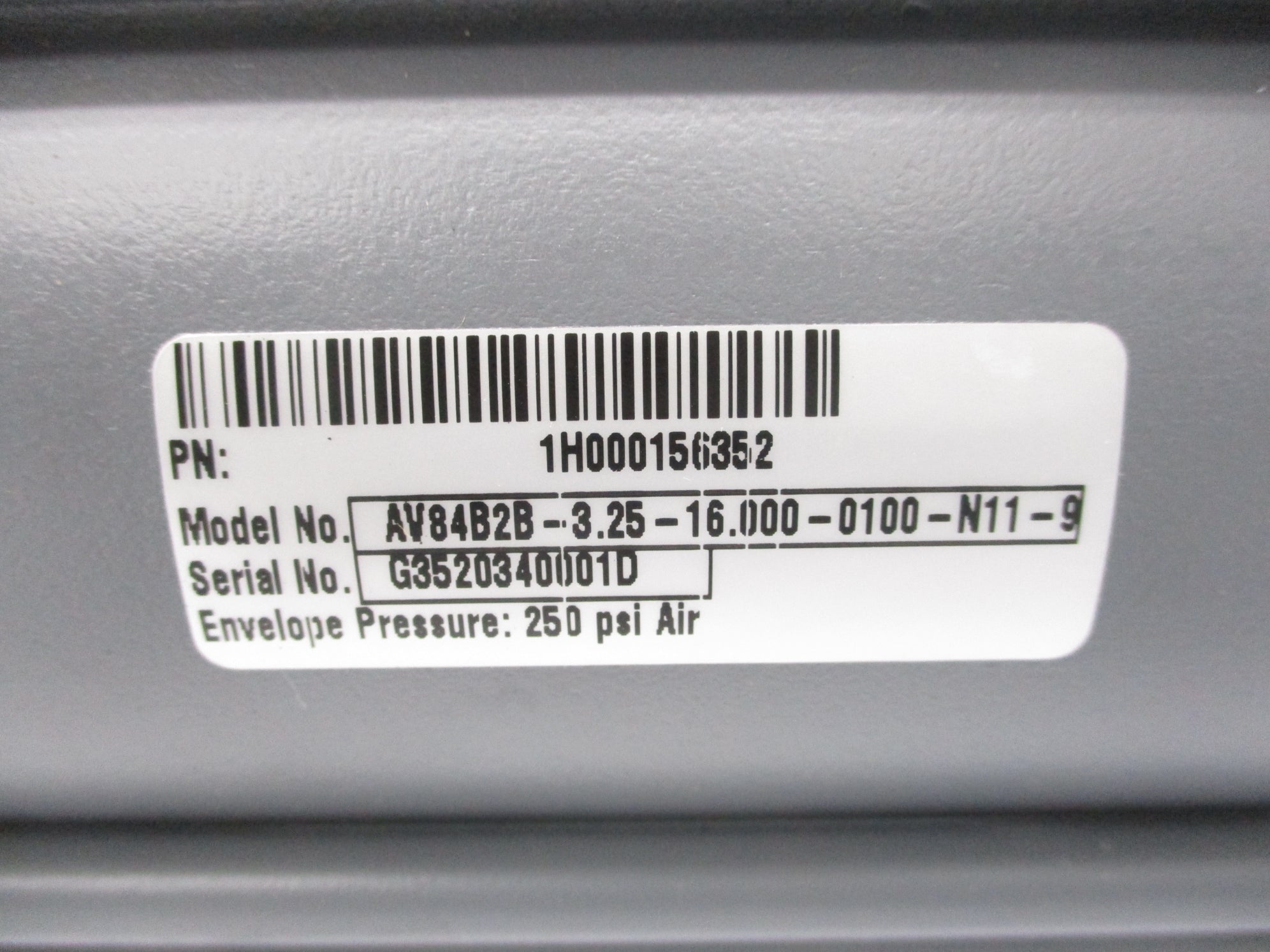 MILLER AV84B2B-3.25-16.000-0100-N11-9 250PSI NSNP