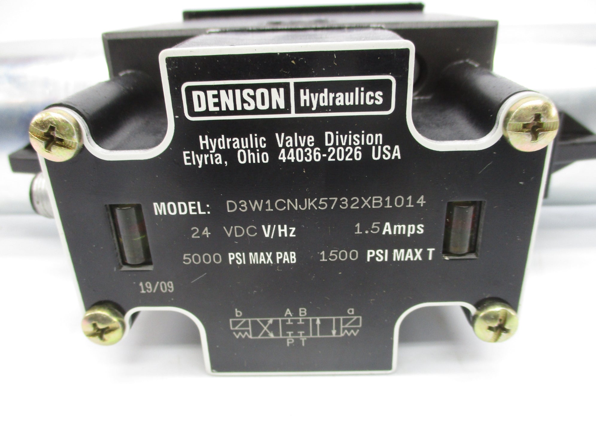 DENISON D3W1CNJK5732XB1014 24VDC 5000PSI NSNP