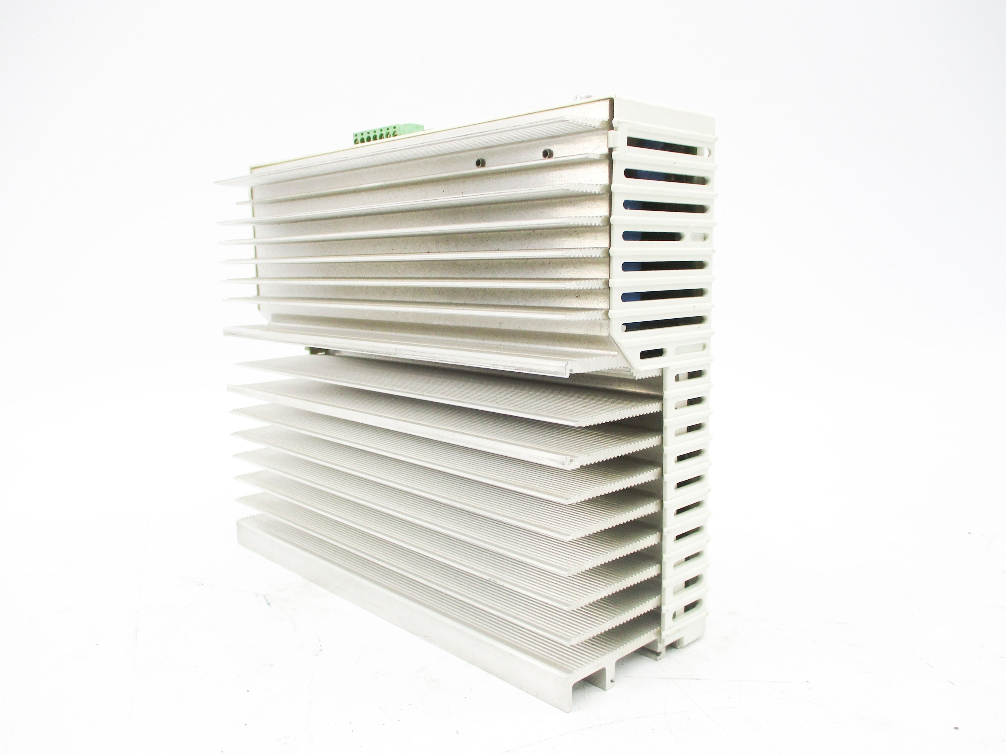 LENZE 33.8203_E 00384005 UNMP