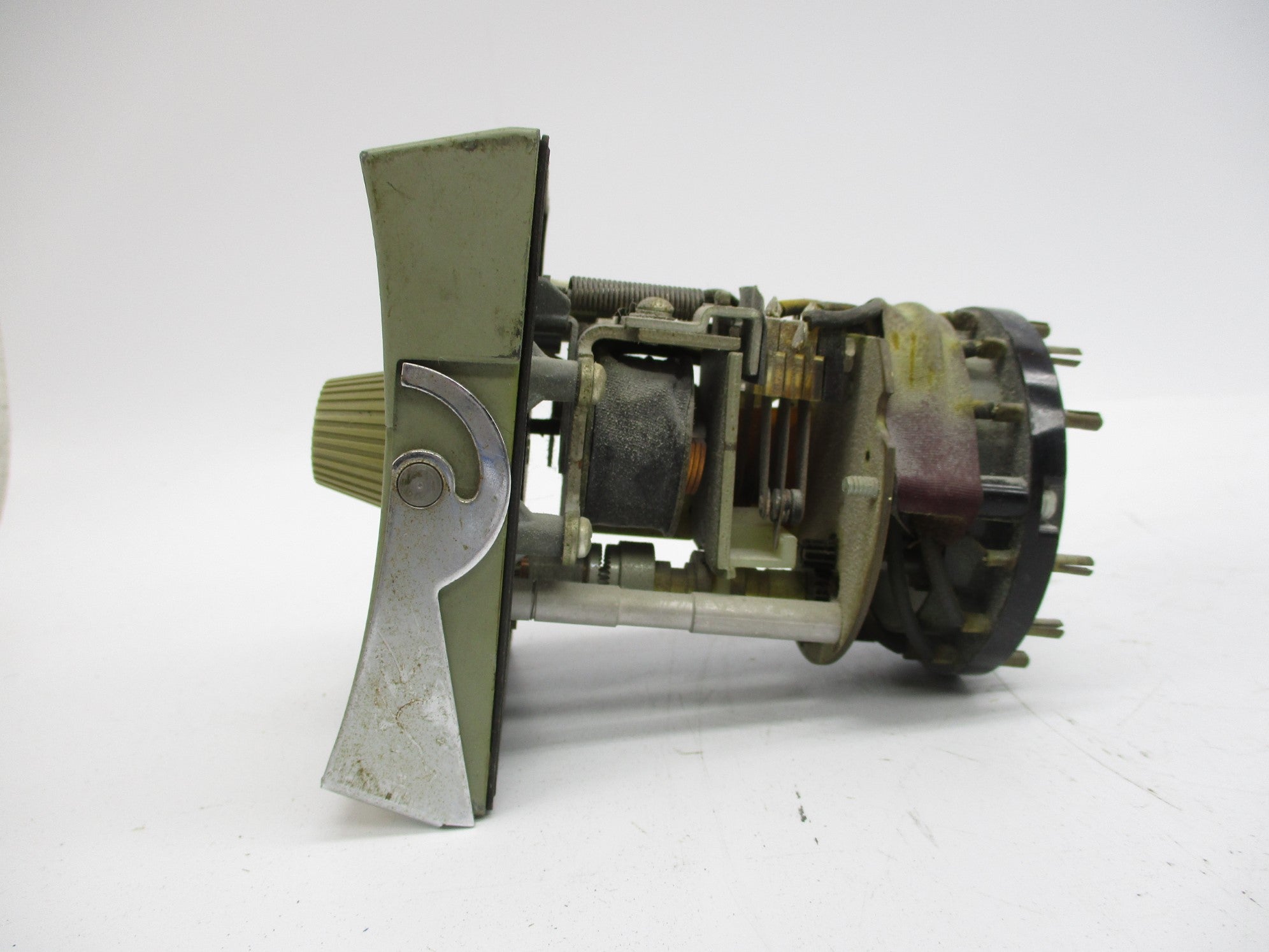 EAGLE SIGNAL HZ172A6 0-40 (AS PICTURED) UNMP