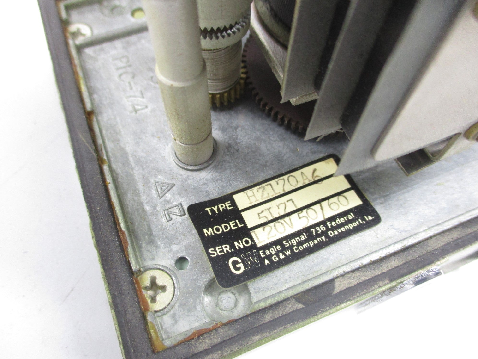 EAGLE SIGNAL HZ170A6 0-100 UNMP