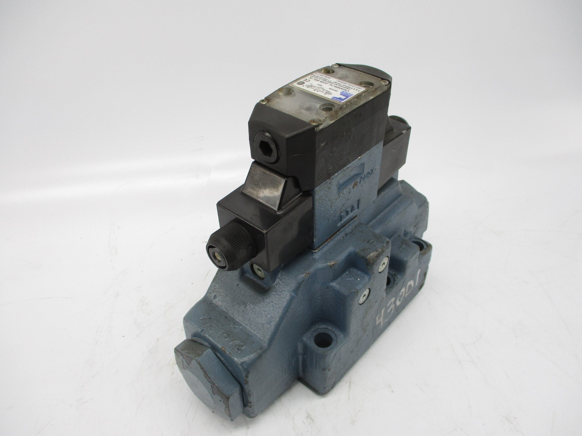 CONTINENTAL HYDRAULICS VSD08M-3L-G3B-60L-A 120V 5000PSI NSNP