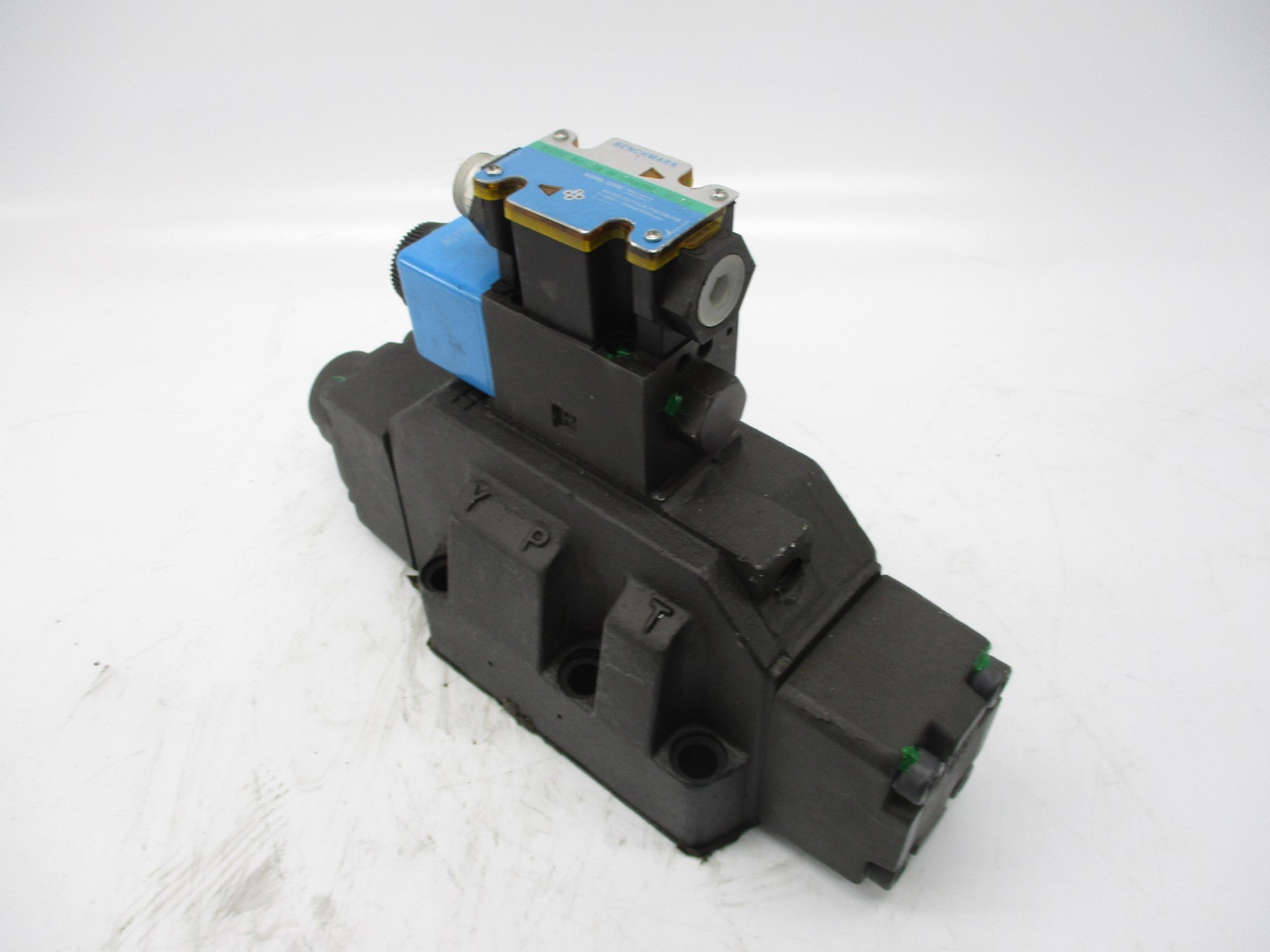 BENCHMARK DG5V8S2AMFPA5WLH10 110V 5000PSI NSNP