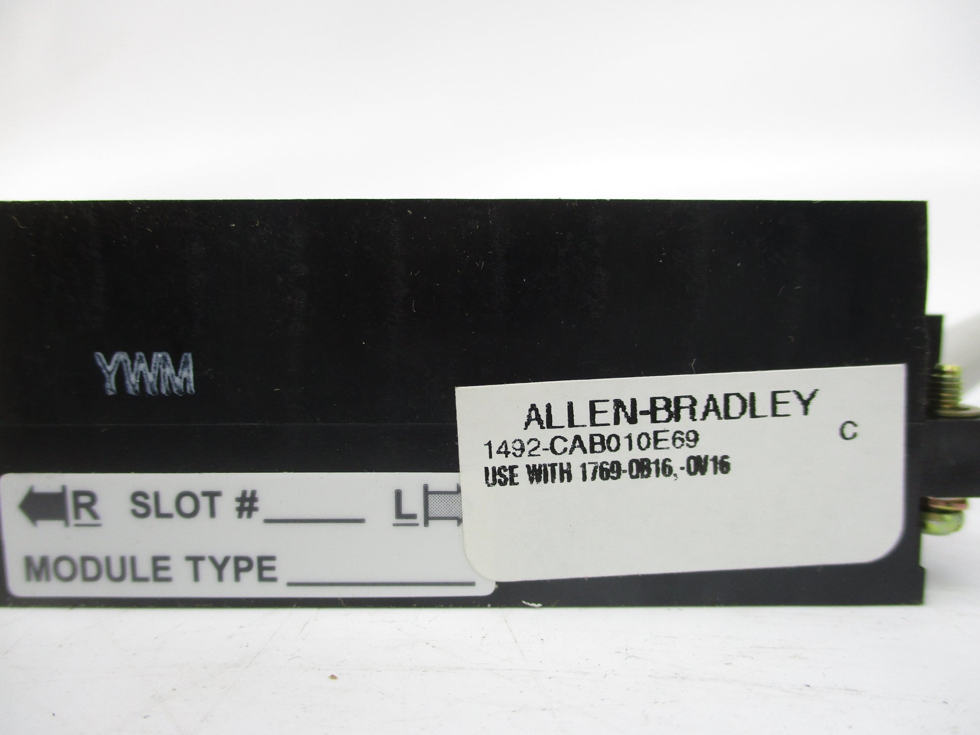 ALLEN BRADLEY 1492-CAB010E69 SER. C (BR/WH) NSMP