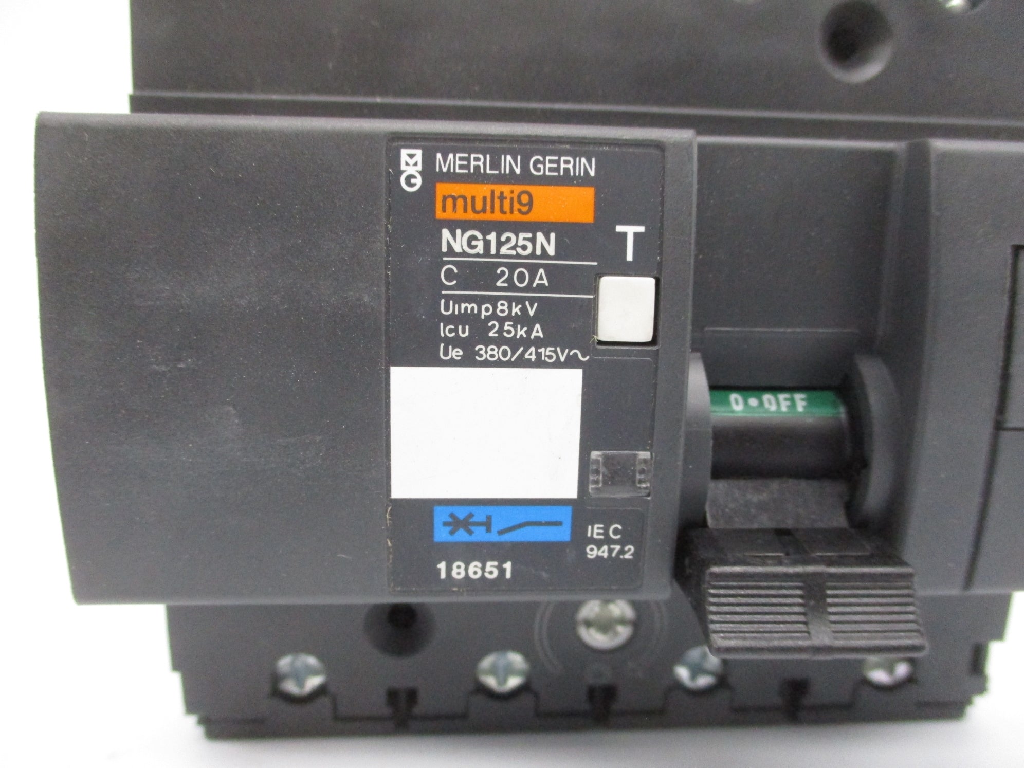 MERLIN GERIN 18651 NG125N 20A 415V NSMP