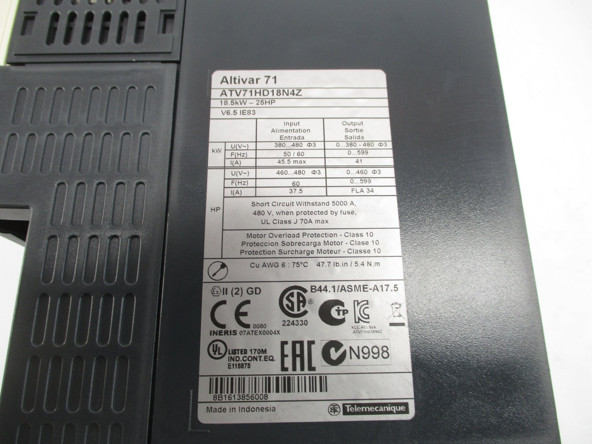 SCHNEIDER ELECTRIC ATV71HD18N4Z UNMP