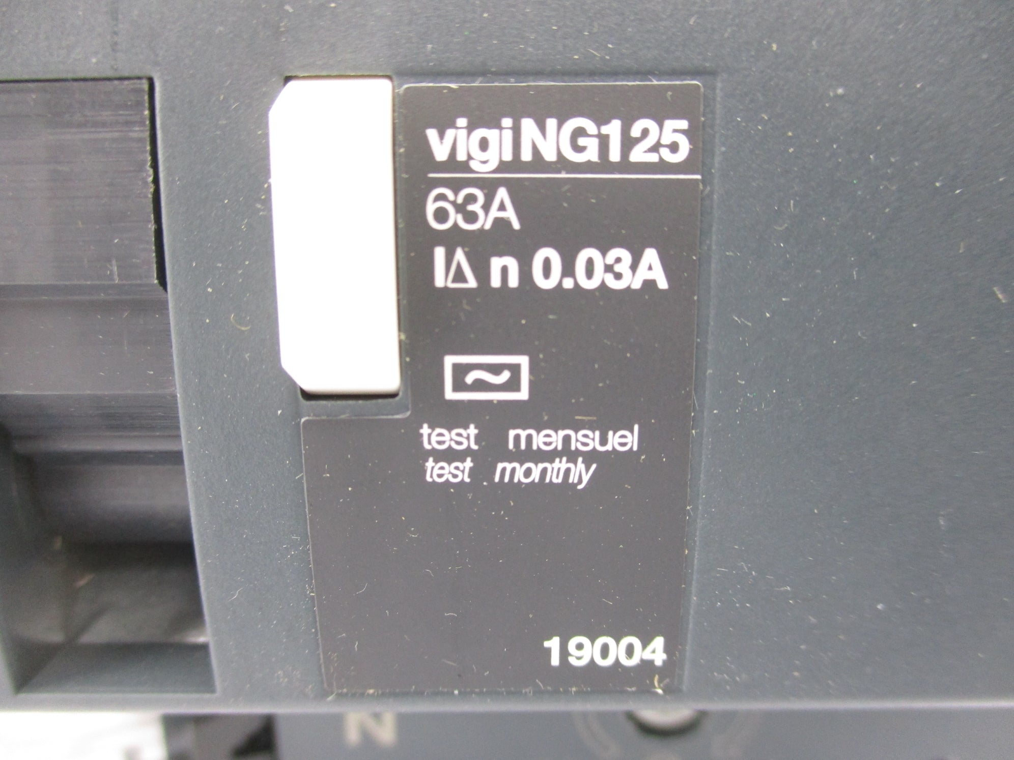 SCHNEIDER ELECTRIC 19004 NSMP