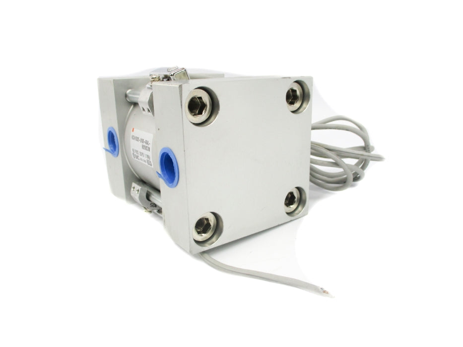 SMC NCDA1B325-0100-A54L-98258CDN 250PSI UNMP