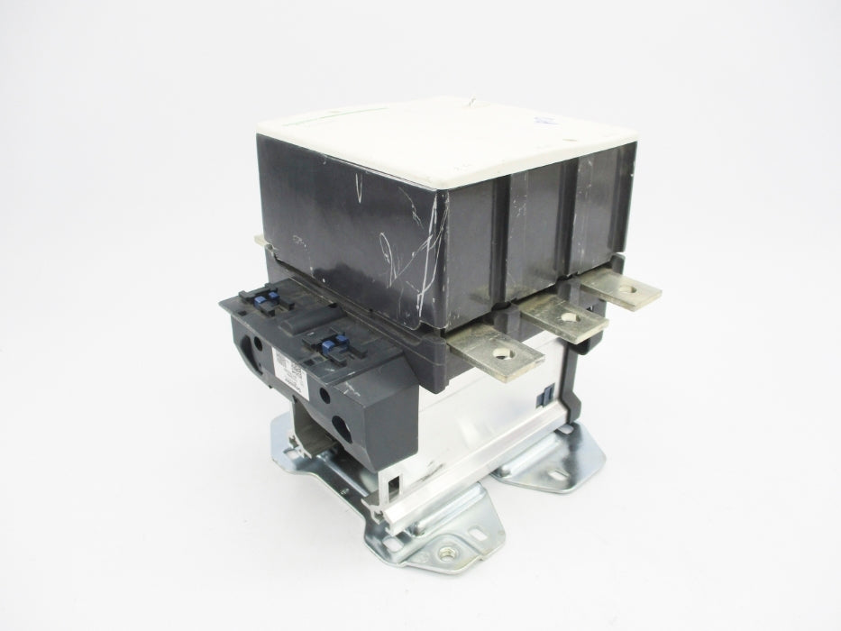 SCHNEIDER ELECTRIC LC1F500 690V UNMP