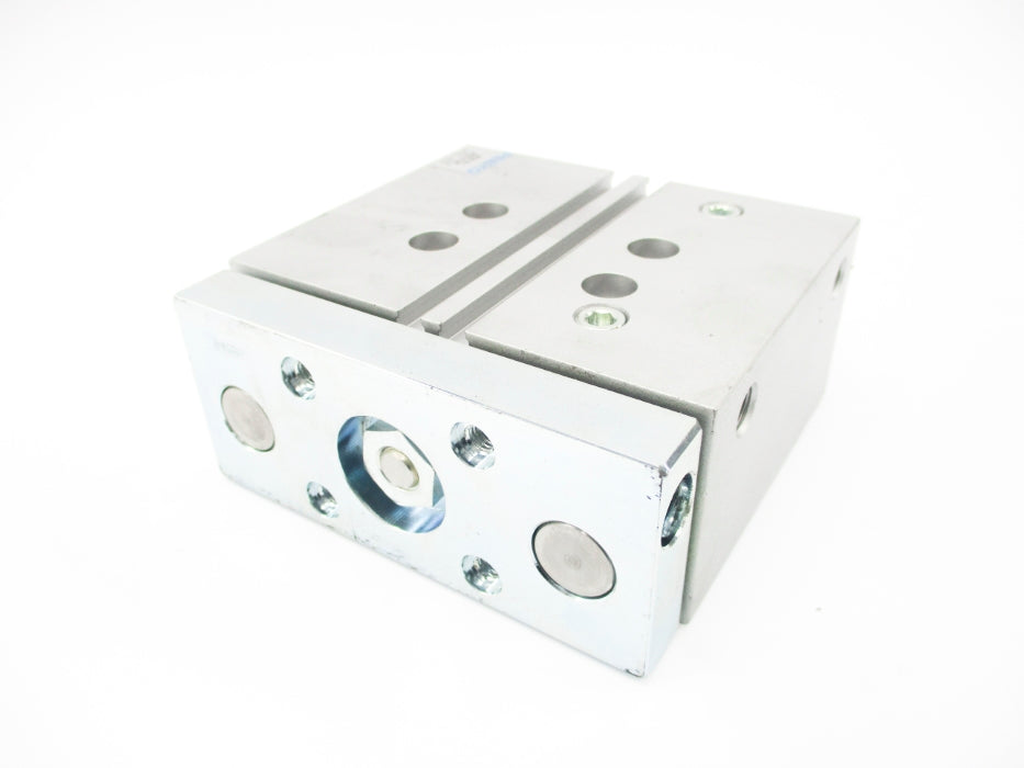 FESTO DFM-32-40-P-A-GF NSNP