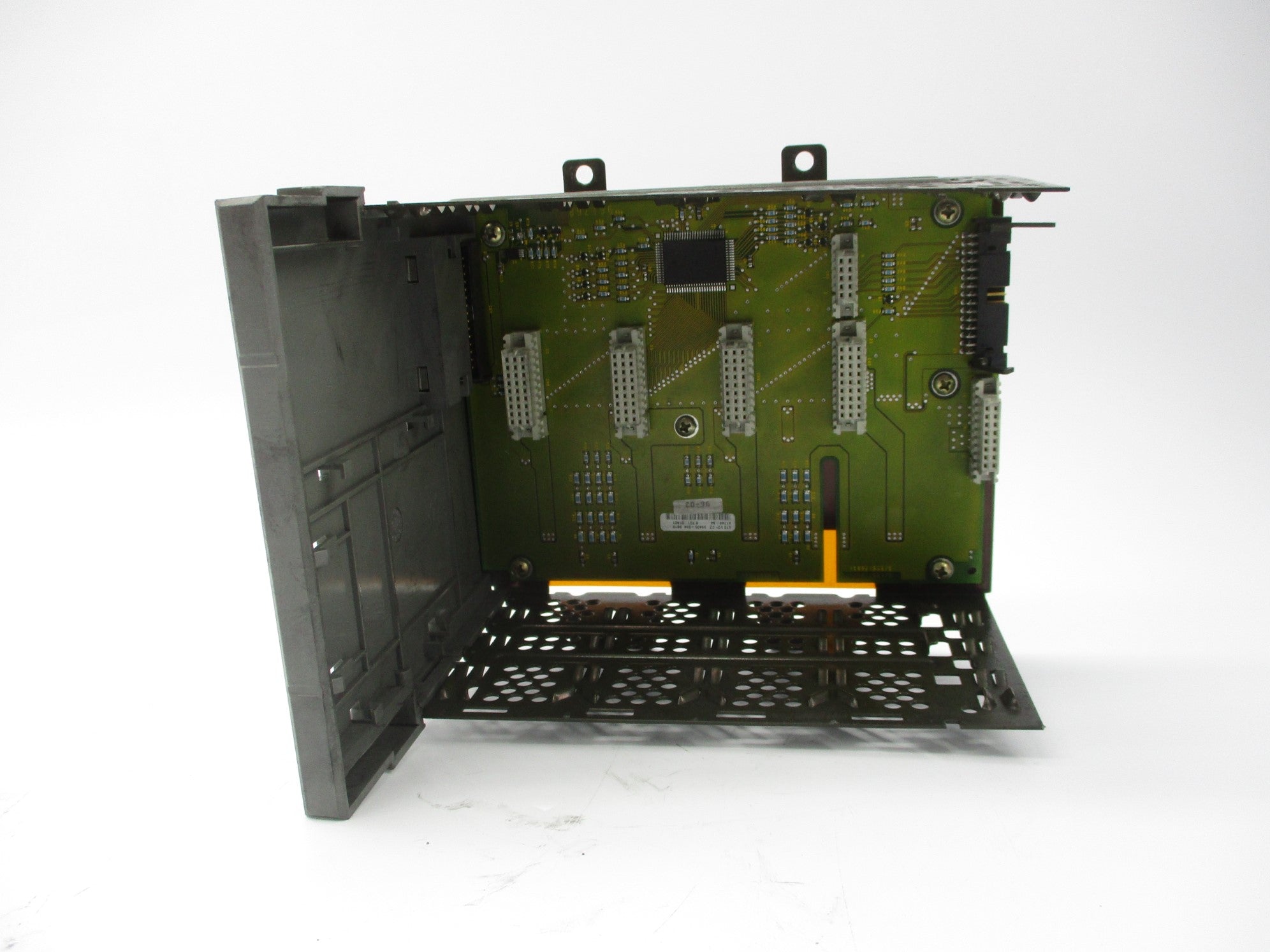 ALLEN BRADLEY 1746-A4 SER. B (AS PICTURED) UNMP