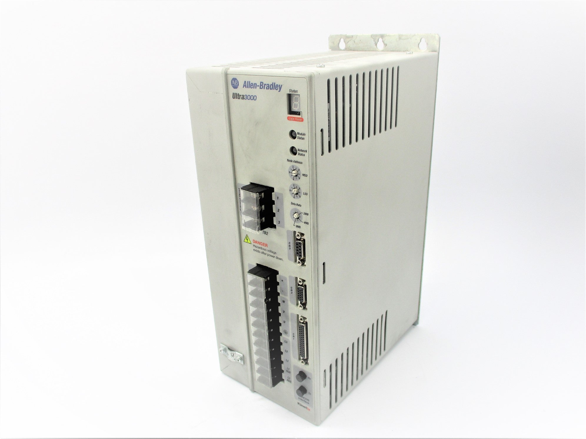 ALLEN BRADLEY 2098-DSD-HV030-SE SER. B F/W V1.53 UNMP