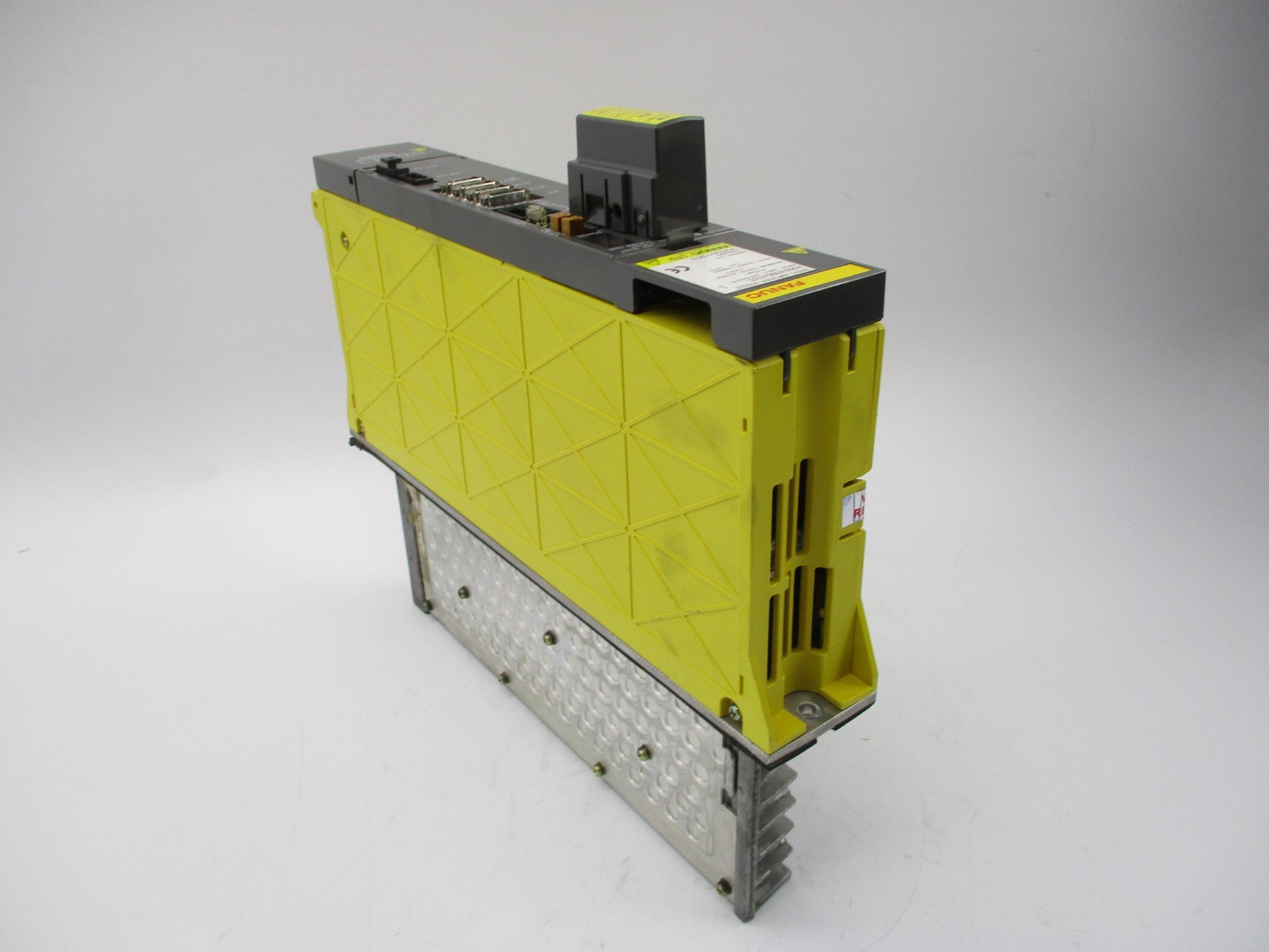 FANUC A06B-6096-H105 283-325V UNMP