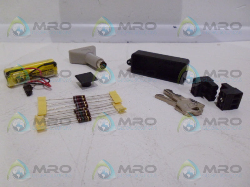 ALLEN BRADLEY 96905301 HARWARE KIT * NEW IN ORIGINAL PACKAGE *