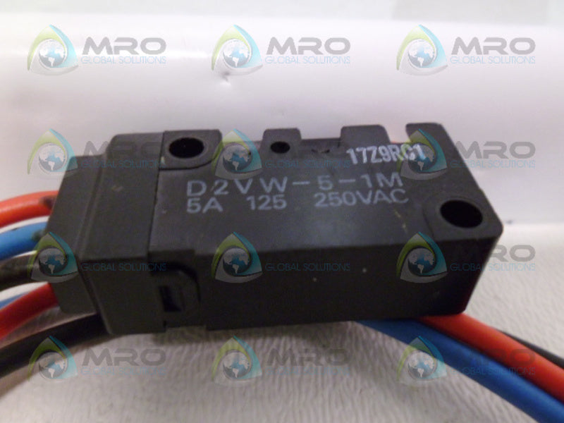 OMRON D2VW-5-1M CHASSIS MOUNT SNAP ACTION SWITCH * USED *