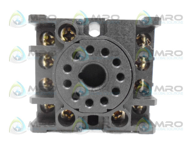 RS COMPONENTS 352-569 FINGERPROOF 11-PIN PLUG-IN RELAY BASE *NEW NO BOX*