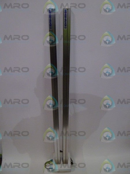 SMART SCAN 1000 SERIES 011-112 N.O.S. 48" LIGHT CURTAIN SET TX/RX  UNMP