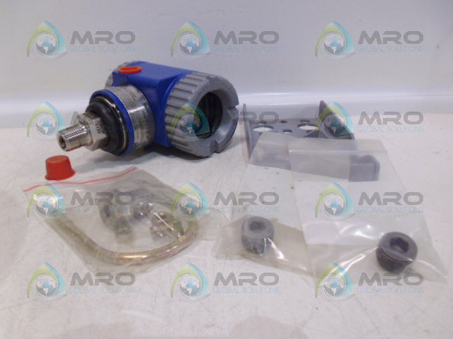 FOXBORO IAP10-T22C1F-M1L1 PRESSURE TRANSMITTER *NEW NO BOX*