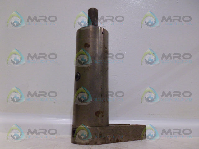 SAVAIR C-G-584-8N PNEUMATIC CYLINDER *USED*