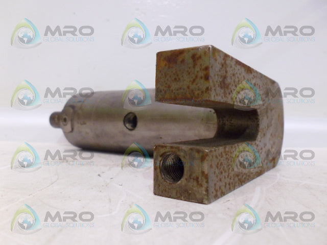 SAVAIR C-G-584-8N PNEUMATIC CYLINDER *USED*