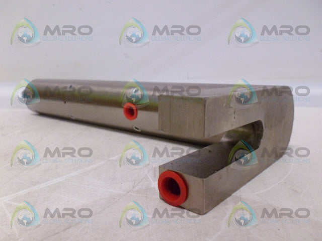 INDUSTRIAL MRO AC-C-G3-620-12N PNEUMATIC CYLINDER *NEW NO BOX*