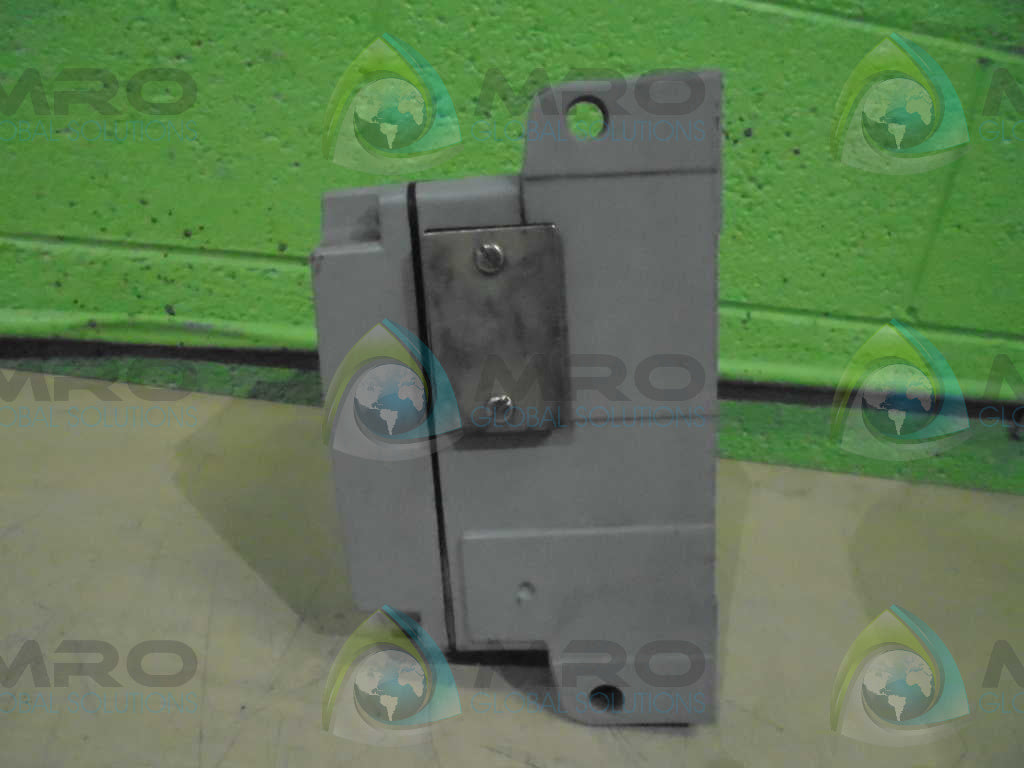 GENERAL ELECTRIC 1C9445 W/B400AB LIMIT SWITCH 600 VOLTS *NEW NO BOX*