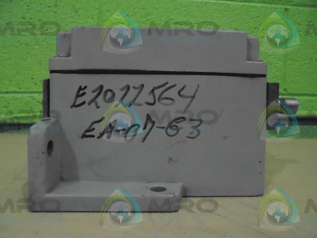 GENERAL ELECTRIC 1C9445 W/B400AB LIMIT SWITCH 600 VOLTS *NEW NO BOX*