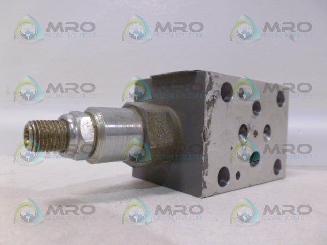 DYNEX S8622-D03-P-V-20 DUAL FLOW CONTROL VALVE *USED*