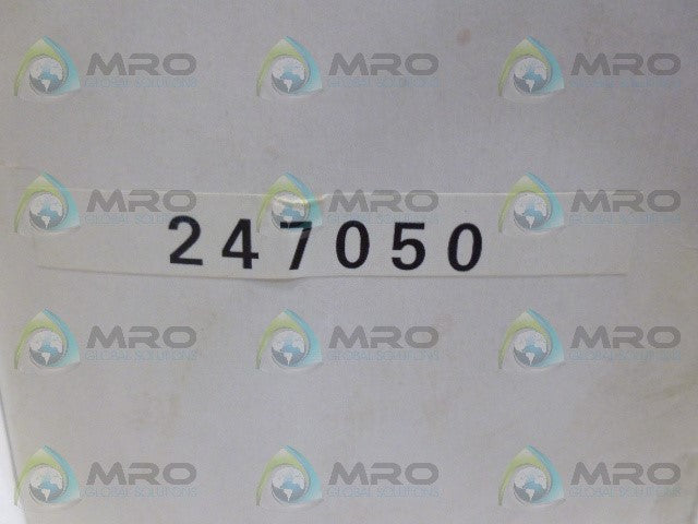CLARK 247050 OIL FILTER *NEW IN BOX*