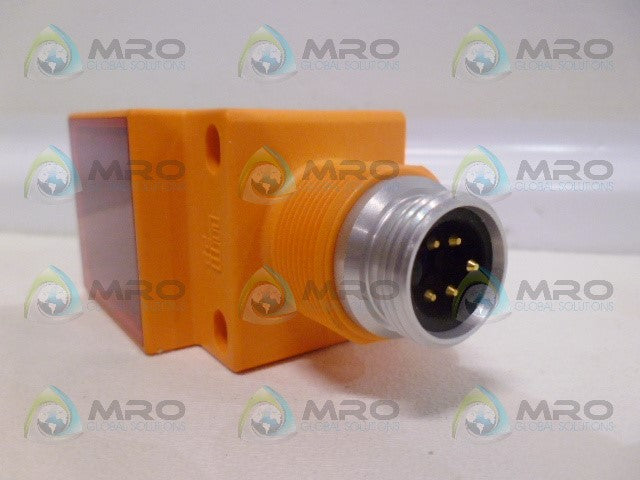 IFM EFECTOR OM0010 DIFFUSE REFLECTION SENSOR *NEW IN BOX*