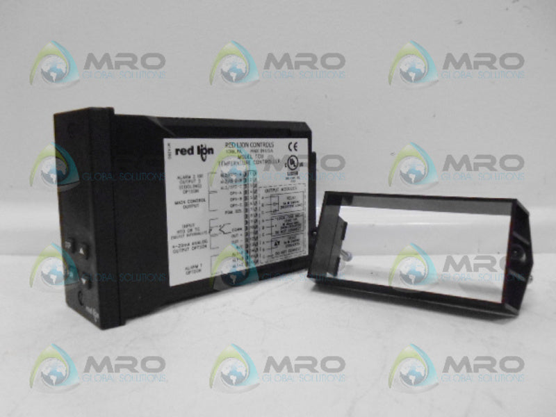 RED LION CONTROLS TCU11001 TEMP CONTROLLER *NEW NO BOX*