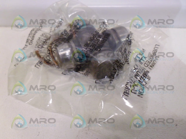 SKF 1-0170 U-JOINT *NEW IN BOX*